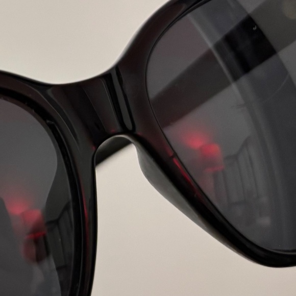 Givenchy Sunglasses - Picture 9 of 9